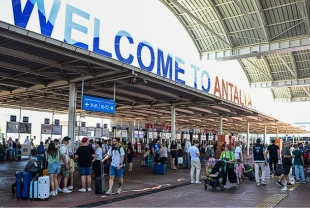 Antalya Havalimanı’nda yolcu sayısı arttı: İlk çeyrekte 3,1 milyonu aştı
