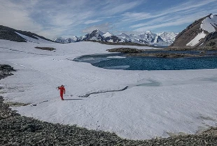 Antarktika’da göl ve deniz ekosistemleri üzerine çok disiplinli çalışma