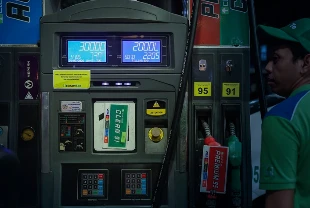 Asya'da enerji krizi: Hürmüz blokajı ülkeleri acil önlemlere zorladı