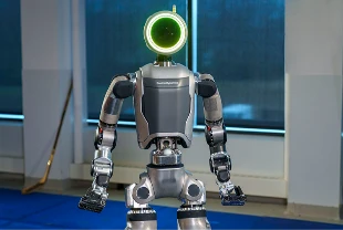 Atlas gerçeğe yaklaşıyor: Boston Dynamics’ten otonom robotik devrimi