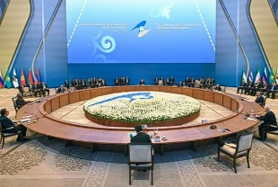 Avrasya Ekonomik Birliği üye ve gözlemci ülke liderleri toplandı