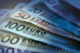 Avrupa Merkez Bankası kararını açıkladı: Faizler sabit kaldı