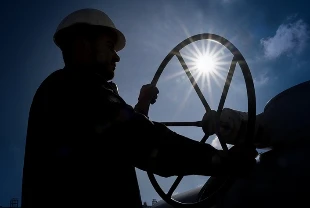 Avrupa’da enerji krizi: Hürmüz blokajı üretim maliyetlerini zirveye taşıdı