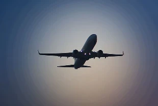 Avrupa'da jet yakıtı alarmı: Yaz sezonunda uçuş iptalleri ve zam riski kapıda