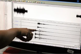 AZ ÖNCE DEPREM Mİ OLDU SON DAKİKA: Ege Denizi'nde korkutan deprem! İzmir'de hissedildi: AFAD açıkladı