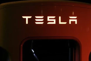 Baird’den Tesla için iyimser görünüm: Hedef fiyat 548 dolar olarak korundu