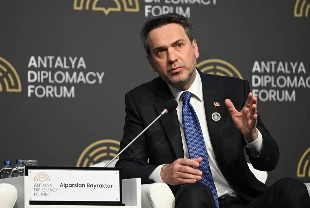 Bakan Bayraktar: Ekonomimizde anahtar kelime yenilenebilir enerji