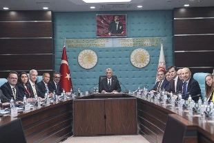 Bakan Bolat, ABD Ticaret Odası heyeti ile görüştü: Türkiye istikrarlı bir ada ve güvenli liman
