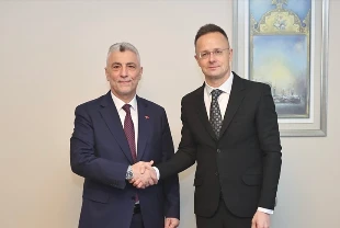 Bakan Bolat, Macaristan Dış Ticaret Bakanı ile görüştü: 'Ticareti geliştirme' bildirisi imzalandı