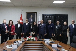 Bakan Bolat’tan sektör mesajı: Ticaret hacmi artırılacak