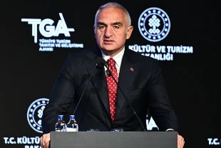 Bakan Ersoy: Türk dizileri, dünyanın en büyük Türkçe kursudur