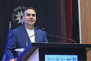Bakan Kacır’dan yapay zeka mesajı: 5 milyon vatandaşa eğitim verilecek