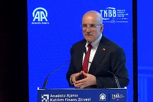 Bakan Şimşek küresel şoklara dikkat çekti ve açıkladı: Orta vadede fırsatlar sürüyor