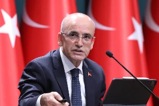 Bakan Şimşek'ten Hürmüz Boğazı açıklaması: Ekonomimizin etkilenmemesi için tedbir alırız