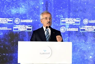 Bakan Uraloğlu: Türkiye, bölgesinde uydu üretim merkezi oldu