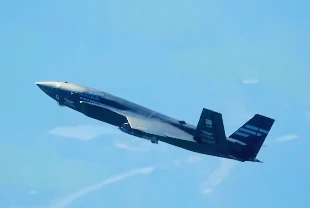 Baykar insansız savaş uçağı canlı atış testini başarıyla geçti