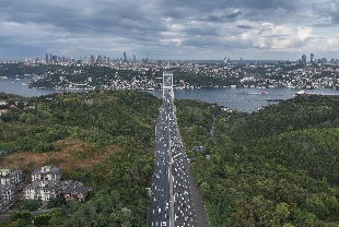 Bayram döneminde otoyol ve köprülerden geçen araç sayısı 12 milyonu aştı