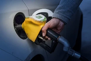 BENZİN FİYATLARI SON DAKİKA | Dünyada benzin fiyatları ne oldu? En çok hangi ülke etkilendi