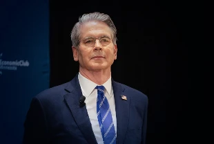 Bessent'ten Hürmüz mesajı: Zamanla kontrolü ele alacağız