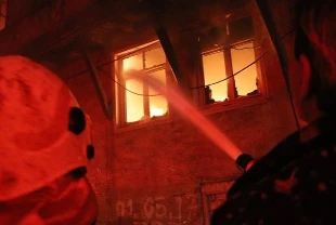Binalarda yangın önlemine yıl sonuna kadar süre