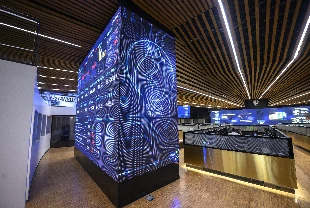 BIST 100 günü 1,53 değer kaybederek 10.556 puandan kapattı