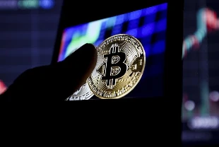 Bitcoin 1 ayın zirvesinde! FED kararıyla yükselişe geçti