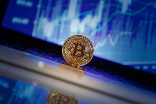 Bitcoin 82 bin dolar sınırını test etti: Kripto piyasası Clarity Act oylamasına kilitlendi