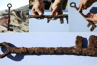 Bitlis Kalesi'ndeki kazılarda ana giriş kapısına ait olduğu değerlendirilen anahtar bulundu