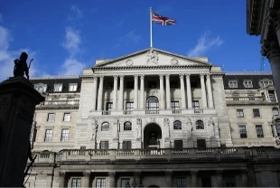 BoE anketi: Fiyat artışları temkinli, ücretlerde yavaşlama sinyali