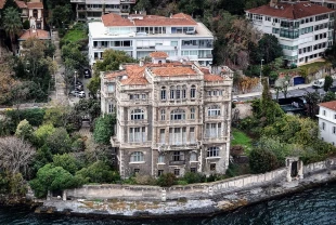 Boğaz’ın incisi satışta: 130 yıllık Zeki Paşa Yalısı alıcı bekliyor! Türkiye'nin en pahalı evi olarak biliniyor