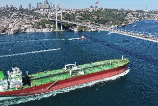 Boğazlarda 993 milyon ton yük: Panama bayraklı gemiler zirvede