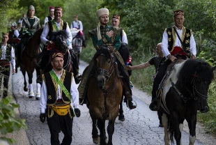 Bosna Hersek'te 515. Ayvaz Dede Şenlikleri'ne katılacak atlılar yola çıktı