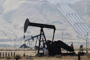 Brent petrolün varili 60 doların altına indi