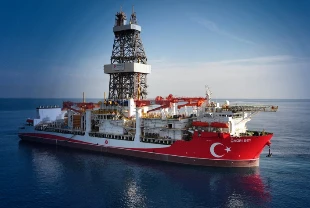 Çağrı Bey Mogadişu Limanı'ndan ayrıldı: CURAD-1 kuyusu için geri sayım başladı