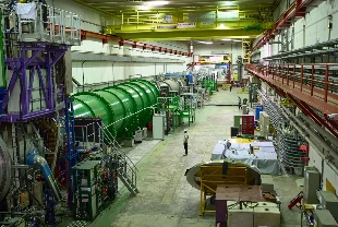 Cern 10 mi̇lyarda bi̇r görülen parçacık bozunmasını hassas ölçtü