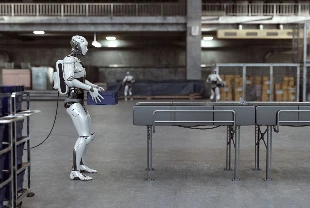 Çin, insansı robotları eğitmek üzere ‘robot okulları’ açıyor