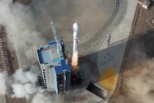 Çin uzayda kendi rekorunu kırdı: 19 saatte 3 fırlatma