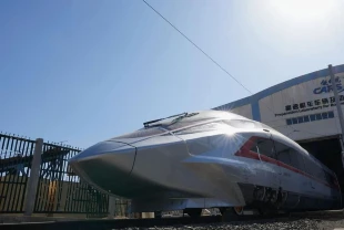 Çin’den dünyanın en hızlı treni CR450: 450 km/s hızla rekor kırdı
