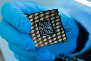 Çip savaşlarında yeni cephe: Çin'den 'mikroskobik neşter' hamlesi