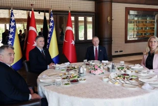 Cumhurbaşkanı Erdoğan, Bosna Hersek Devlet Başkanlığı Konseyi üyelerini ağırladı