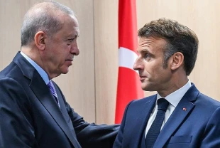 Cumhurbaşkanı Erdoğan, Fransa Cumhurbaşkanı Macron'u tebrik etti