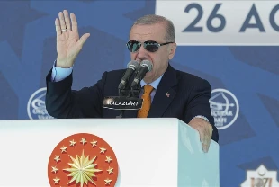Cumhurbaşkanı Erdoğan'dan net mesaj: Yönünü Ankara'ya dönenler kazanır