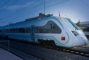 Demir yolları nüfusun üç katından fazla kişiye hizmet verdi: 2025'te 283 milyon yolcu