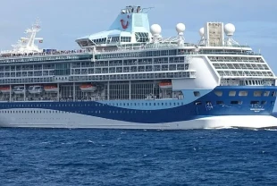 Dev yolcu gemisi Marmaris'te:  1798 turist getirdi