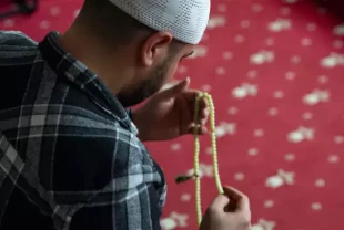 DİYANET 9 MAYIS 2025 CUMA NAMAZI: Cuma namazı nasıl kılınır?