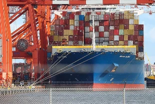 DTÖ'den tarife uyarısı: 2026 Ticaret büyümesi tahmini yüzde 1,8'e çekildi
