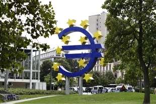 ECB, Euro Bölgesi için büyüme ve enflasyon projeksiyonlarını güncelledi