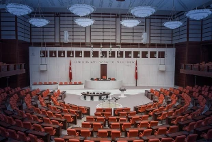 Ekonomi paketi Meclis'te kabul edildi: Yatırımı teşvik edecek birçok düzenleme hayata geçti