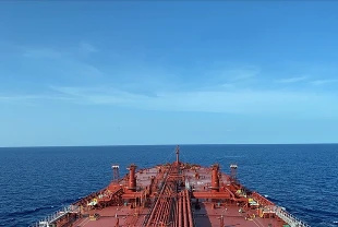 Enerji arzında güvenlik arayışı: Saudi Aramco'dan Hürmüz Boğazı'na karşı Kızıldeniz hamlesi