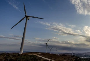 Enerji fiyat şoklarına karşı çözüm: 'Yenilenebilir enerji yatırımları artmalı'